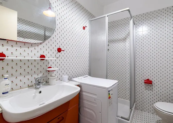 19 By Interhome *
